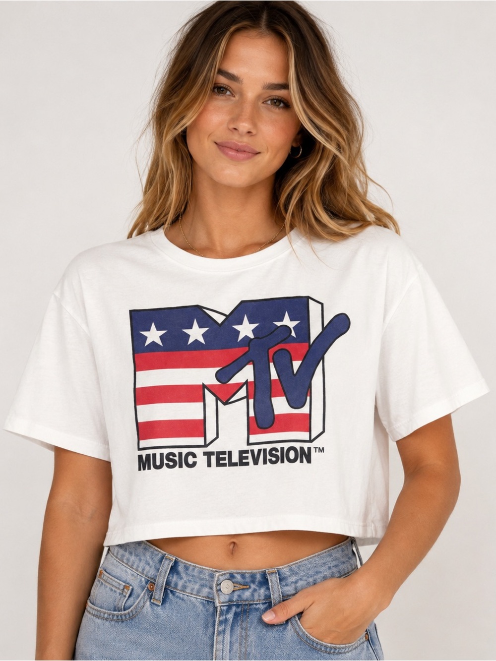 MTV Womens XL Crop Top T Shirt American Flag Logo White Patriotic Retro 2021